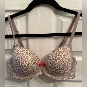 Victoria’s Secret Body By Victoria Cheetah Print Lined Demi Bra Sz. 34C